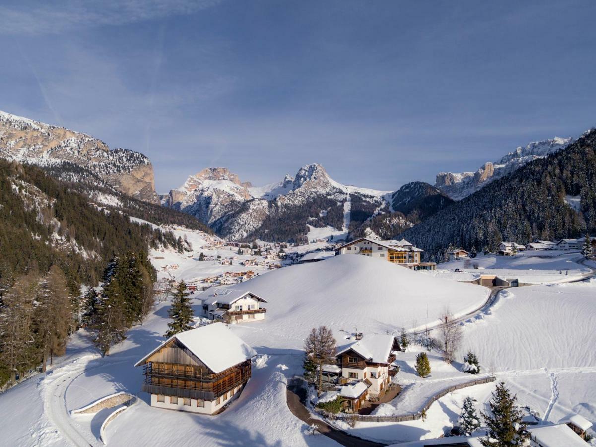 Villa Al Bosco Selva di Val Gardena Exterior photo